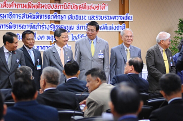 “มีชัย”บรรยายสรุปภาพรวมร่างรัฐธรรมนูญต่อสมาชิก สนช.และสมาชิก สปท. “มีชัย”บรรยายสรุปภาพรวมร่างรัฐธรรมนูญต่อสมาชิก สนช.และสมาชิก สปท.