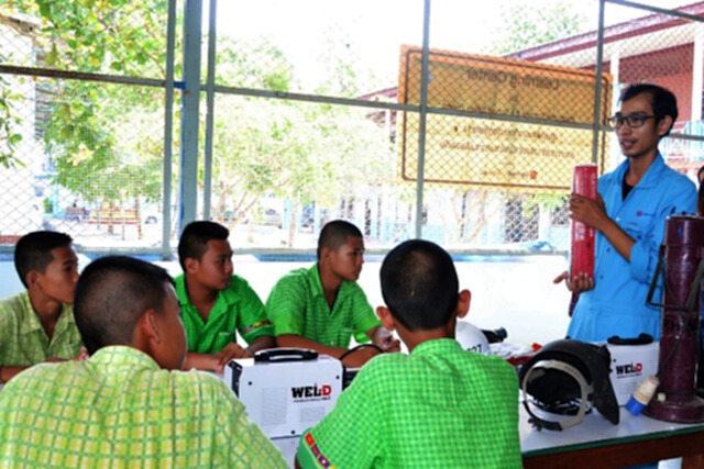 ยูนิไทยเปิดตัว “Vocational Training Center and A School Safety” ยูนิไทยเปิดตัว “Vocational Training Center and A School Safety”