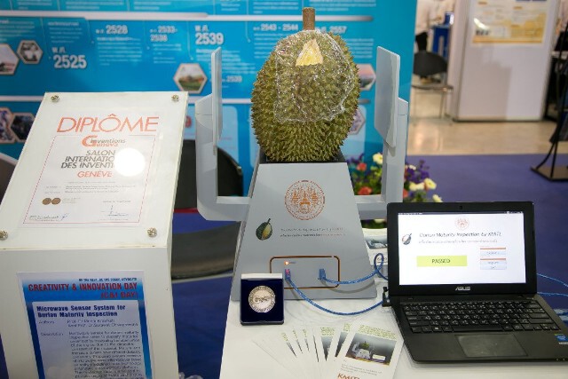 ทีมวิจัย สจล.โชว์เครื่องวัดความอ่อน-แก่ของทุเรียนด้วยคลื่นไมโครเวฟ