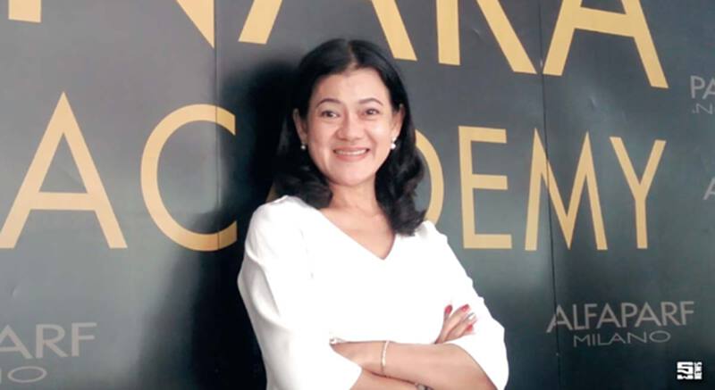 ‘นาราฯ’เดินหน้ารุกธุรกิจบิวตี้ ผุดวิทยาลัย/แฮร์ สเตชั่นพร้อมขยายสาขาเปิดบริการในตปท. ‘นาราฯ’เดินหน้ารุกธุรกิจบิวตี้ ผุดวิทยาลัย/แฮร์ สเตชั่นพร้อมขยายสาขาเปิดบริการในตปท.