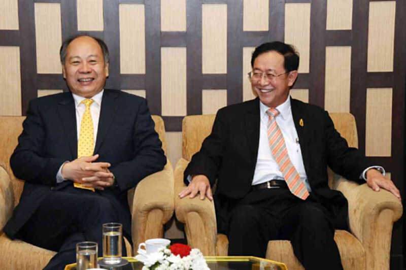 "อาคม"ต้อนรับคณะทำงานจีนประชุมความร่วมมือรถไฟไทย-จีน "อาคม"ต้อนรับคณะทำงานจีนประชุมความร่วมมือรถไฟไทย-จีน