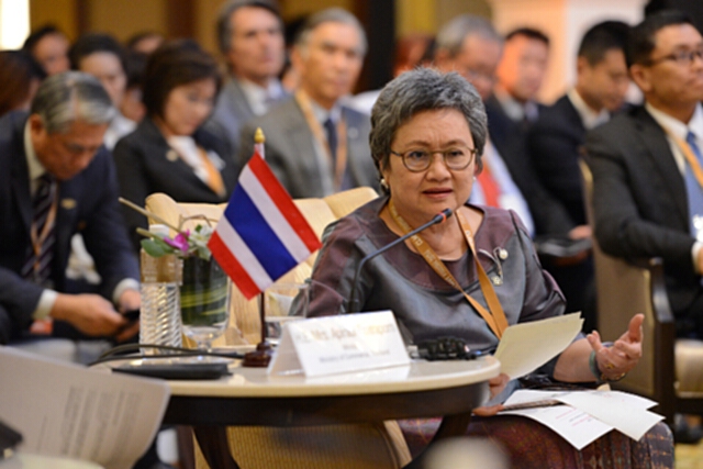 พาณิชย์กระตุ้นคนไทยเร่งใช้สิทธิ FTA กับอินเดีย พาณิชย์กระตุ้นคนไทยเร่งใช้สิทธิ FTA กับอินเดีย