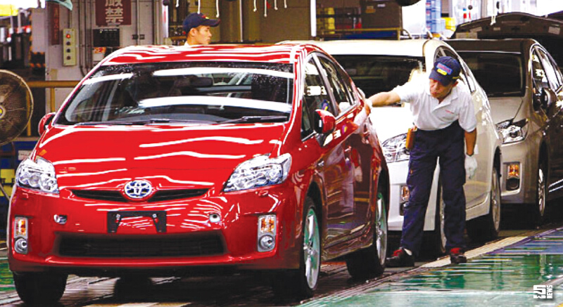 ค่ายรถญี่ปุ่นปรับตัวรับเงินเยนแข็ง โตโยต้า-ฮอนด้างัดแผนลดค่าใช้จ่าย