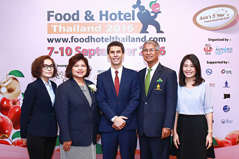 สมาคมโรงแรมไทยจับมือ แบงค็อคเอ็กซ์ซิบิชั่นสัมมนาประจำปีครั้งที่ 18 สมาคมโรงแรมไทยจับมือ แบงค็อคเอ็กซ์ซิบิชั่นสัมมนาประจำปีครั้งที่ 18