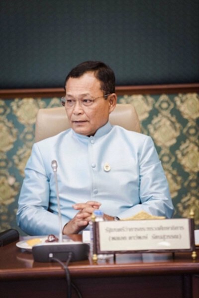 ครม.อนุมัติ MoU ความร่วมมือด้านการศึกษากับกัมพูชา ครม.อนุมัติ MoU ความร่วมมือด้านการศึกษากับกัมพูชา