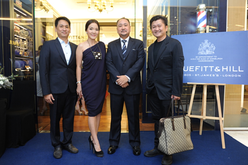 ครั้งแรก! TRUEFITT & HILL บาร์เบอร์ ช็อปจากประเทศอังกฤษที่เก่าแก่ที่สุดของโลกกว่า 210 ปี จัดงาน “Groom Your Man by TRUEFITT & HILL” เทียบเชิญสาวๆ ร่วมสัมผัสสุดยอดประสบการณ์การโกนหนวดแบบ Exclusive Shaving Class ระดับมาตรฐานราชวงศ์อังกฤษ ครั้งแรก! TRUEFITT & HILL บาร์เบอร์ ช็อปจากประเทศอังกฤษที่เก่าแก่ที่สุดของโลกกว่า 210 ปี จัดงาน “Groom Your Man by TRUEFITT & HILL” เทียบเชิญสาวๆ ร่วมสัมผัสสุดยอดประสบการณ์การโกนหนวดแบบ Exclusive Shaving Class ระดับมาตรฐานราชวงศ์อังกฤษ