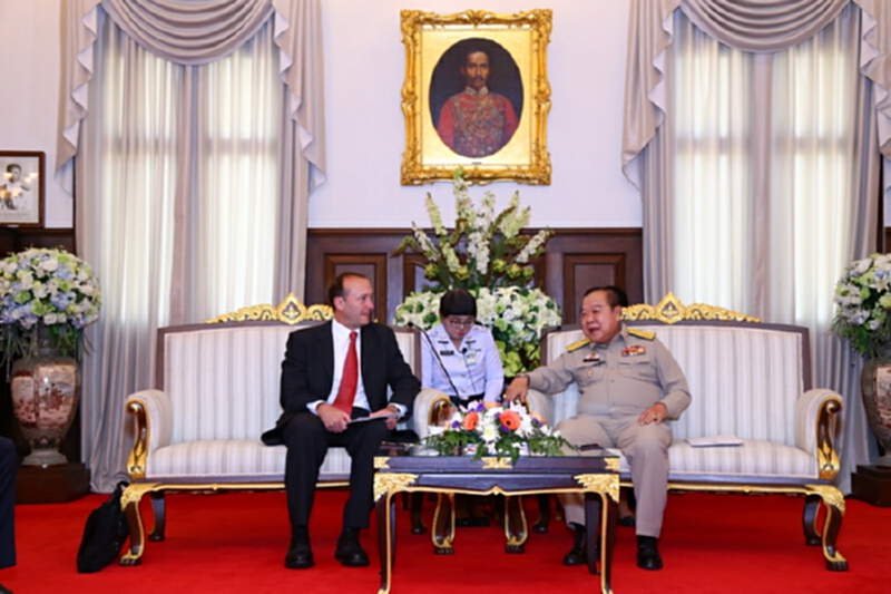 ผอ.บริหารมูลนิธิ EJF หารือกับ“พล.ประวิตร”แก้ไขปัญหาประมง IUU ผอ.บริหารมูลนิธิ EJF หารือกับ“พล.ประวิตร”แก้ไขปัญหาประมง IUU