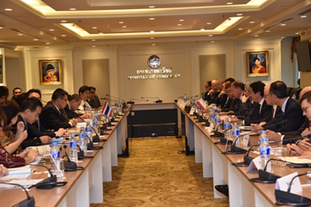 ไทย-ฝรั่งเศส กระชับความสัมพันธ์ทางเศรษฐกิจ ไทย-ฝรั่งเศส กระชับความสัมพันธ์ทางเศรษฐกิจ