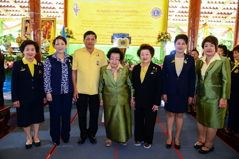 สมาคมสตรีร่วมกับสโมสรไลอ้อนจัดกิจกรรมถวายแด่ในหลวงรัชกาลที่ 9 สมาคมสตรีร่วมกับสโมสรไลอ้อนจัดกิจกรรมถวายแด่ในหลวงรัชกาลที่ 9