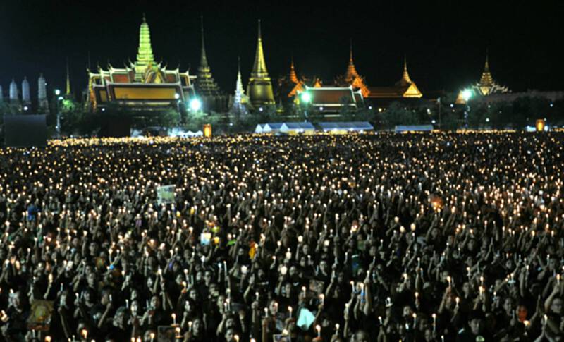 หญิงแมงมุมยืนยันคลิปเพลงสรรเสริญพระบรามีของท่านมุ้ยยังอยู่ในกระบวนการตัดต่อ หญิงแมงมุมยืนยันคลิปเพลงสรรเสริญพระบรามีของท่านมุ้ยยังอยู่ในกระบวนการตัดต่อ