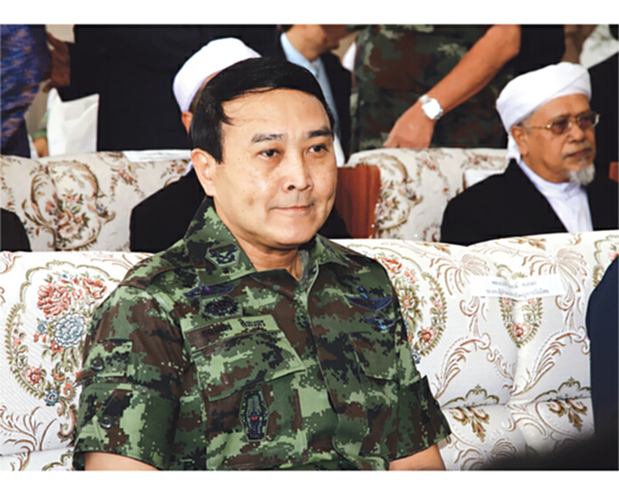‘บิ๊กโด่ง’เร่งศูนย์บัญชาการคปต.ผู้นำศาสนาชี้ช่องสร้างสันติสุขใต้ ‘บิ๊กโด่ง’เร่งศูนย์บัญชาการคปต.ผู้นำศาสนาชี้ช่องสร้างสันติสุขใต้