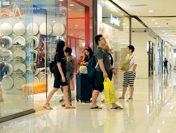 โหมแคมเปญจับนักช็อปจีน พารากอน/เซ็นทรัลเสริมบริการ ปลุกยอดร้านค้าพุ่ง โหมแคมเปญจับนักช็อปจีน พารากอน/เซ็นทรัลเสริมบริการ ปลุกยอดร้านค้าพุ่ง