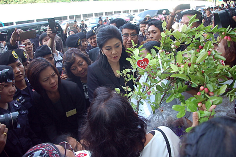 ยิ่งลักษณ์พ้อ!อย่าเหวี่ยงเเหหาคนผิด ยิ่งลักษณ์พ้อ!อย่าเหวี่ยงเเหหาคนผิด