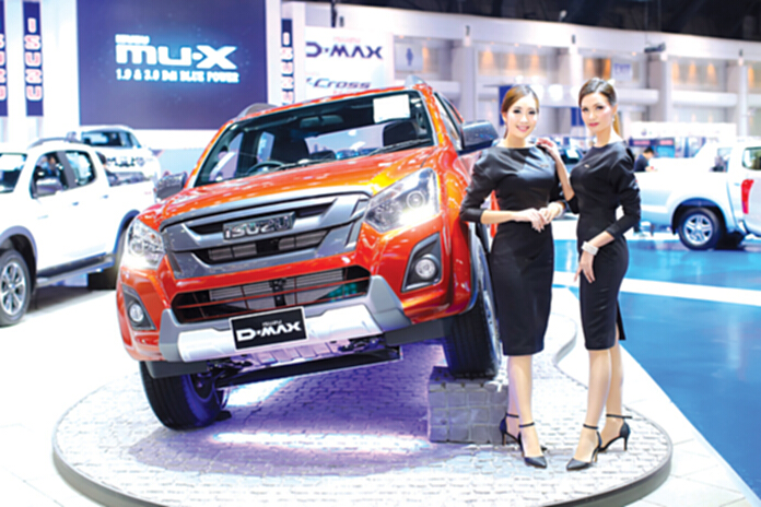 ‘อีซูซุ-โตโยต้า’อวดฝูงรถใหม่ เปิด V-Cross 4x4-ยาริส TRD สีเหลือง ราคา 6.49 แสน ‘อีซูซุ-โตโยต้า’อวดฝูงรถใหม่ เปิด V-Cross 4x4-ยาริส TRD สีเหลือง ราคา 6.49 แสน