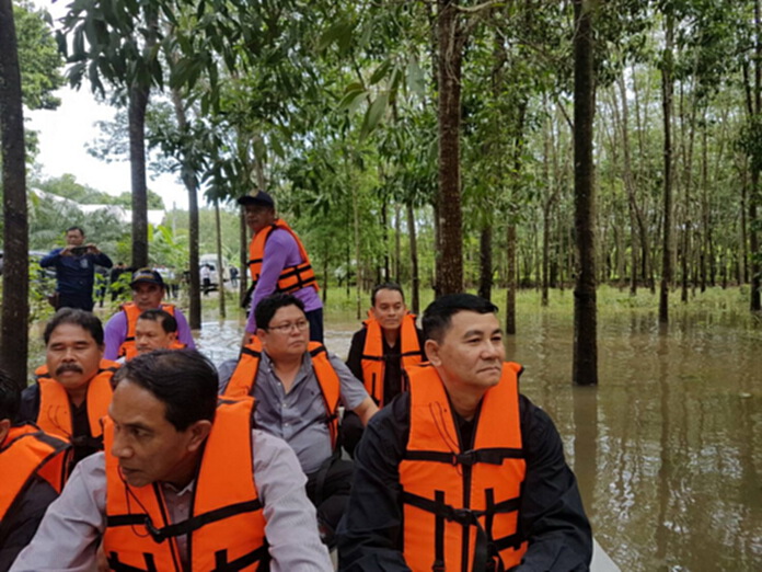 กยท.เผยพื้นที่สวนยางพัทลุงกว่าแสนไร่โดนน้ำท่วม กยท.เผยพื้นที่สวนยางพัทลุงกว่าแสนไร่โดนน้ำท่วม