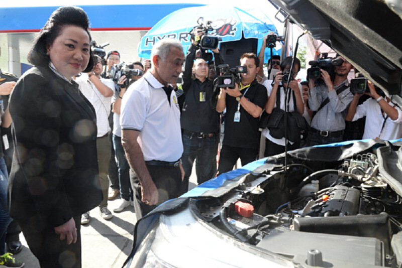 ก.แรงงานเช็คสภาพรถฟรีช่วงเทศกาลปีใหม่ ก.แรงงานเช็คสภาพรถฟรีช่วงเทศกาลปีใหม่