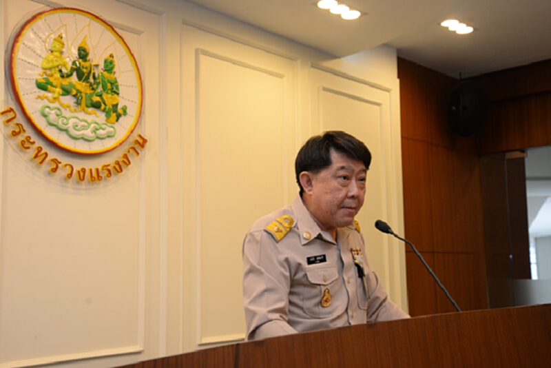 กระทรวงแรงงานไฟเขียว 90 ล้านจ้างงานเร่งด่วนภายหลังน้ำลด กระทรวงแรงงานไฟเขียว 90 ล้านจ้างงานเร่งด่วนภายหลังน้ำลด
