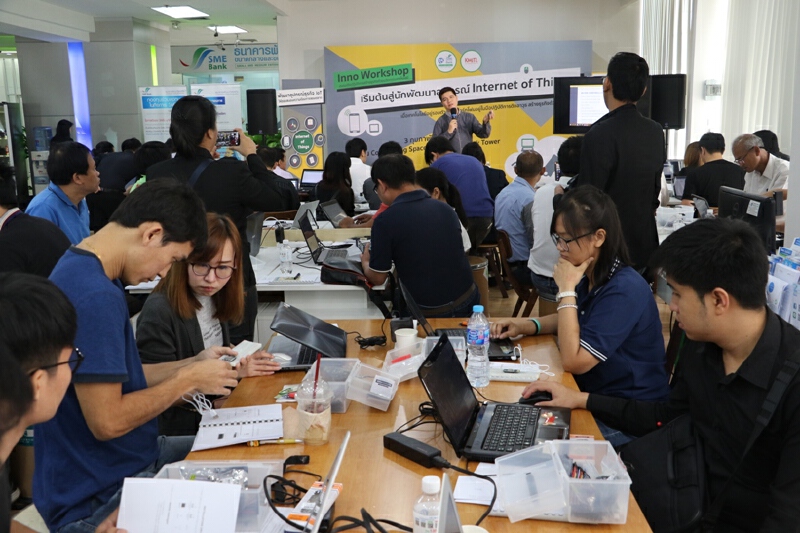 ธพว.สานฝันนักประดิษฐ์ หนุนเข้าสู่โลกดิจิทัลเทคโนโลยี ธพว.สานฝันนักประดิษฐ์ หนุนเข้าสู่โลกดิจิทัลเทคโนโลยี