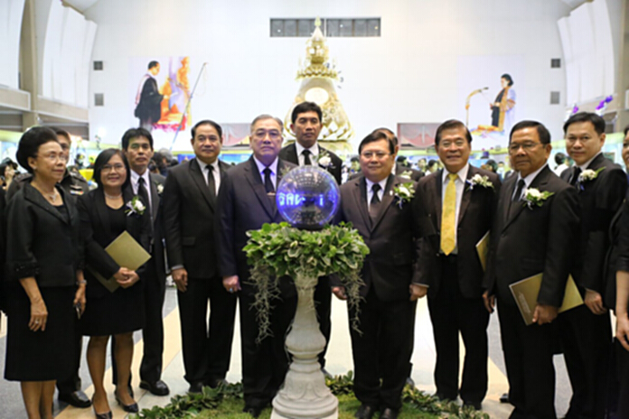 ตอกยํ้าความสำเร็จภาคการศึกษา‘มทร.ธัญบุรี’ เปิดบ้านครบรอบ 42ปี นำเสนองานวิจัยนวัตกรรมสร้างสรรค์รับยุทธศาสตร์ไทยแลนด์ 4.0 ตอกยํ้าความสำเร็จภาคการศึกษา‘มทร.ธัญบุรี’ เปิดบ้านครบรอบ 42ปี นำเสนองานวิจัยนวัตกรรมสร้างสรรค์รับยุทธศาสตร์ไทยแลนด์ 4.0