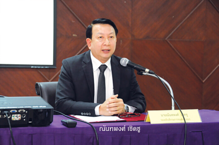 เก็บภาษีรถพุ่ง1.7พันล. คนนิยมจ่ายผ่านขนส่ง เก็บภาษีรถพุ่ง1.7พันล. คนนิยมจ่ายผ่านขนส่ง
