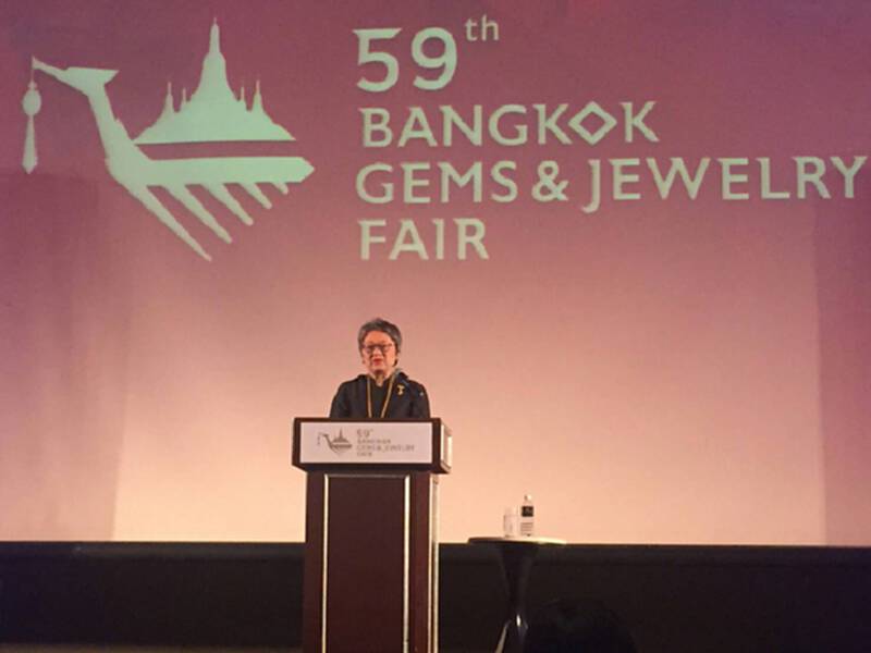 พาณิชย์เตรียมจัด Bangkok Gems & Jewelry Fair ครั้งที่ 59 คาดเงินสะพัดกว่า 1.7 หมื่นล้านบาท พาณิชย์เตรียมจัด Bangkok Gems & Jewelry Fair ครั้งที่ 59 คาดเงินสะพัดกว่า 1.7 หมื่นล้านบาท