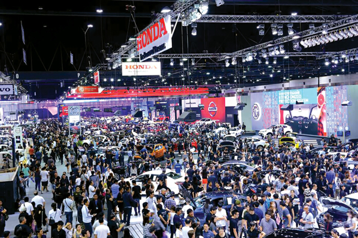 ดีลเลอร์รถรับกำไรหด ตลาดโตคู่แข่งเพียบ อัดแคมเปญตัดราคา