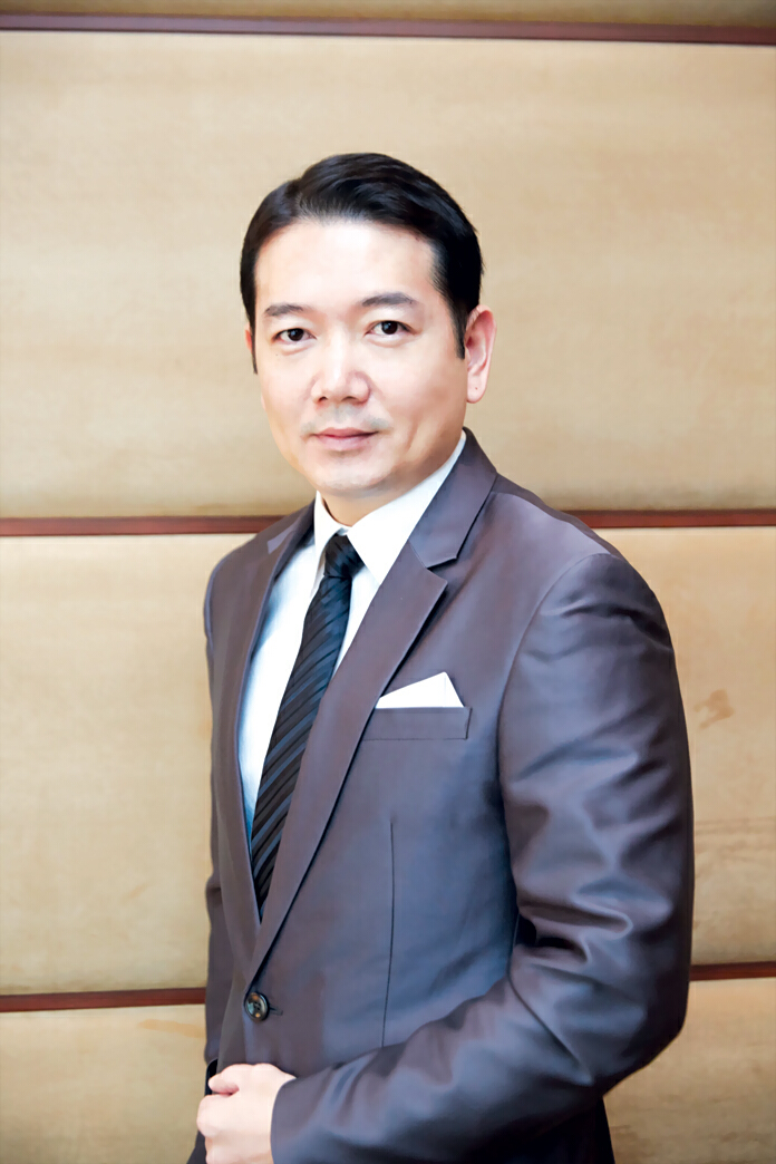 ที่ดินหายากตึกเก่าอโศกคูหาละ100 ล้าน