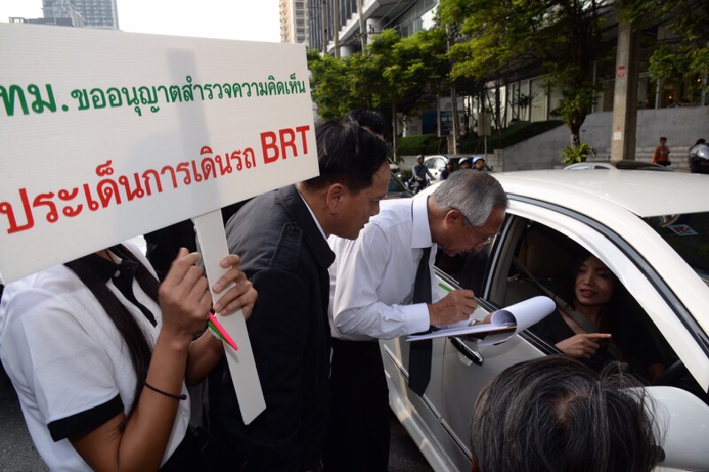 กทม.เร่งสำรวจความเห็นประชาชนก่อนตัดสินอนาคตโครงการ BRT กทม.เร่งสำรวจความเห็นประชาชนก่อนตัดสินอนาคตโครงการ BRT