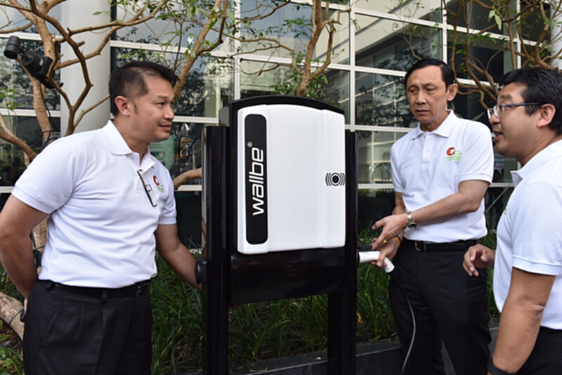 กระทรวงพลังงาน มอบสัญญา Charging Station 20 หน่วยงาน คาดแล้วเสร็จปี 61 กระทรวงพลังงาน มอบสัญญา Charging Station 20 หน่วยงาน คาดแล้วเสร็จปี 61