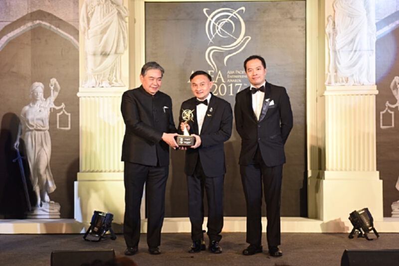 ผู้ว่าการ กปน. รับรางวัล APEA 2017 ผู้ว่าการ กปน. รับรางวัล APEA 2017