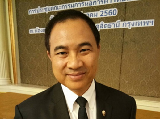 “กลินท์ สารสิน”นั่งประธานหอการค้าไทยคนใหม่ ชูนวัตกรรมยกระดับแสนผู้ประกอบการทั่วปท. “กลินท์ สารสิน”นั่งประธานหอการค้าไทยคนใหม่ ชูนวัตกรรมยกระดับแสนผู้ประกอบการทั่วปท.