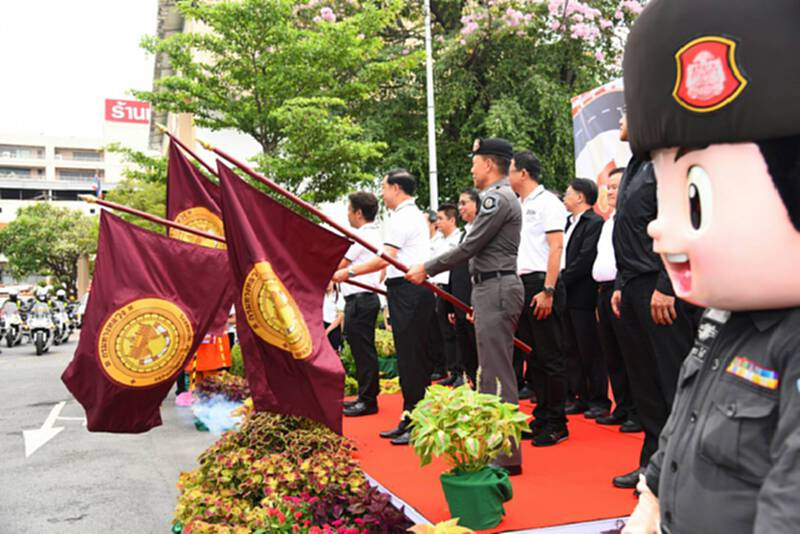 ทล.พร้อมรับมือเทศกาลสงกรานต์ จัดศูนย์บริการทั่วไทย 394 จุด ทล.พร้อมรับมือเทศกาลสงกรานต์ จัดศูนย์บริการทั่วไทย 394 จุด