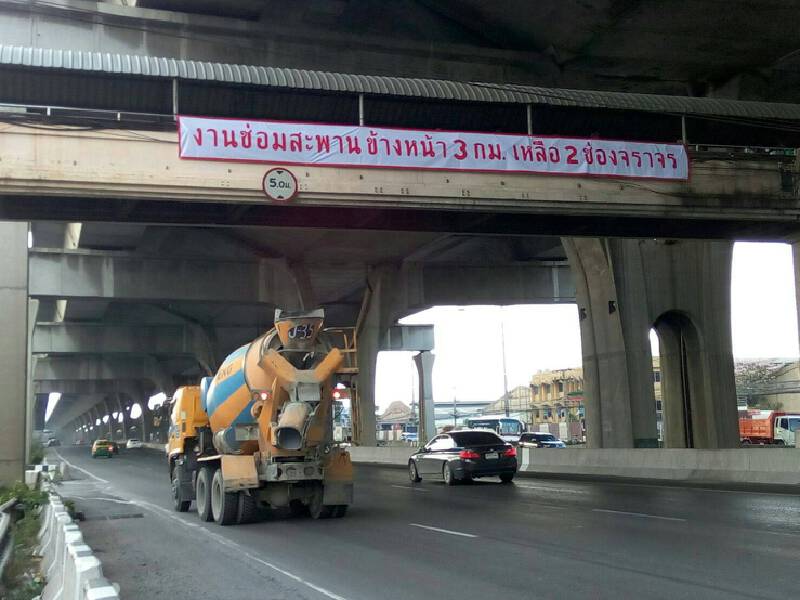 ห้ามรถบรรทุกหนักเกิน 12.5 ตันวิ่งผ่านทางหลวง 34 ตอน บางนา – ทางเข้าท่าอากาศยานสุวรรณภูมิ (ถนนเทพรัตน) ห้ามรถบรรทุกหนักเกิน 12.5 ตันวิ่งผ่านทางหลวง 34 ตอน บางนา – ทางเข้าท่าอากาศยานสุวรรณภูมิ (ถนนเทพรัตน)