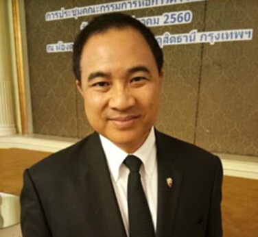 “กลินท์”นั่งประธานสภาหอการค้าฯควบอีก 1 ตำแหน่ง “กลินท์”นั่งประธานสภาหอการค้าฯควบอีก 1 ตำแหน่ง