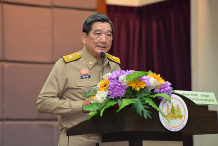 กระทรวงแรงงานลดช่องว่างข้าราชการเรียกผลประโยชน์ กระทรวงแรงงานลดช่องว่างข้าราชการเรียกผลประโยชน์