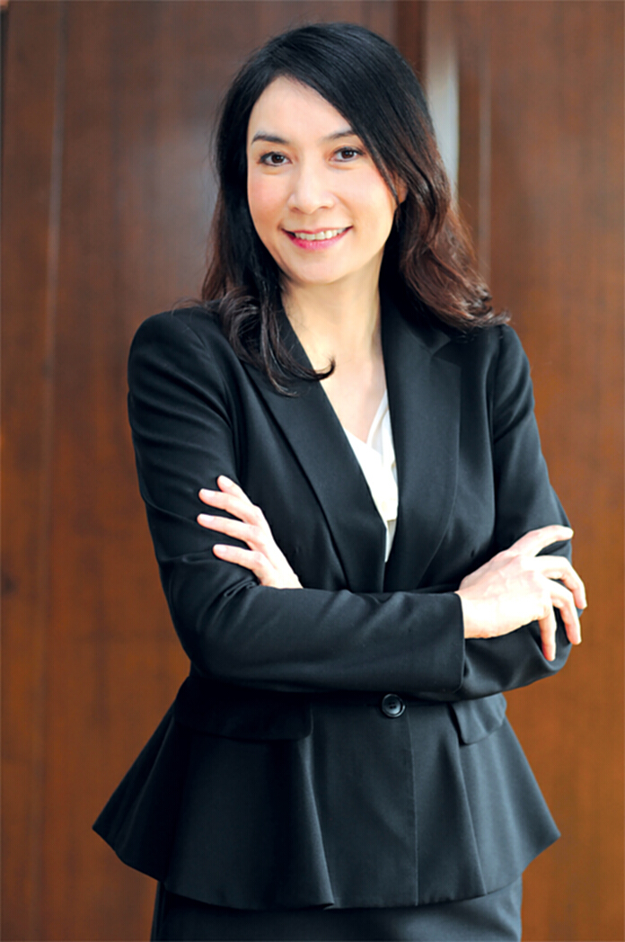 ‘ฉลาม’ยักษ์รับเหมาตกแต่ง "นุชนารถ รัตนสุวรรณชาติ" ‘ฉลาม’ยักษ์รับเหมาตกแต่ง "นุชนารถ รัตนสุวรรณชาติ"