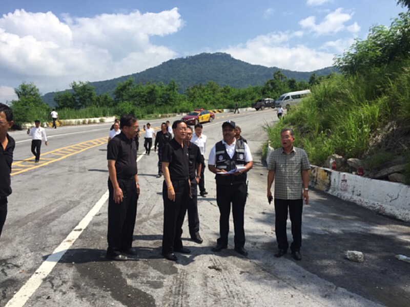 “อาคม”ลงพื้นที่ตรวจทางหลวงจังหวัดเลย “อาคม”ลงพื้นที่ตรวจทางหลวงจังหวัดเลย
