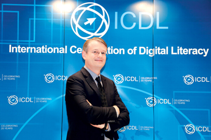 ICDL เฟ้นหาเด็กเก่ง ‘ไอซีที’ หลังผลสำรวจพบว่ายังขาดบุคลากรด้านดิจตอล ICDL เฟ้นหาเด็กเก่ง ‘ไอซีที’ หลังผลสำรวจพบว่ายังขาดบุคลากรด้านดิจตอล
