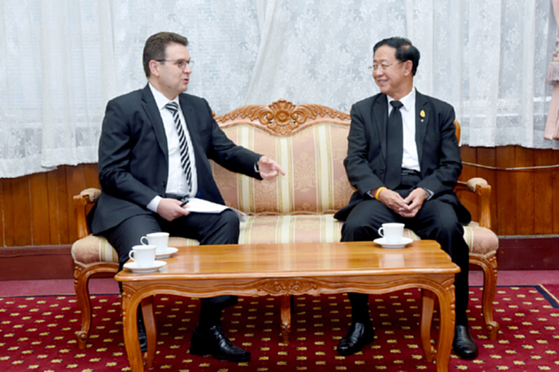 ไทย-สาธารณรัฐเช็กหารือความร่วมมือในระดับทวิภาคีด้านการคมนาคม ไทย-สาธารณรัฐเช็กหารือความร่วมมือในระดับทวิภาคีด้านการคมนาคม