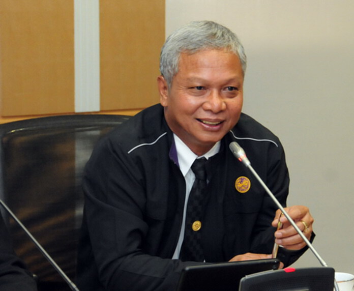 กรมการขนส่งทางบกหนุนใช้รถไฟฟ้า กรมการขนส่งทางบกหนุนใช้รถไฟฟ้า