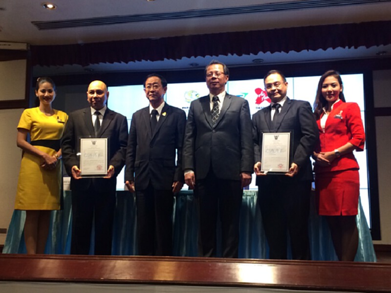 นกสกู๊ต-ไทยแอร์เอเชีย เอ็กซ์ ได้ไลเซ็นต์ AOC ใหม่ตามมาตรฐาน ICAO นกสกู๊ต-ไทยแอร์เอเชีย เอ็กซ์ ได้ไลเซ็นต์ AOC ใหม่ตามมาตรฐาน ICAO