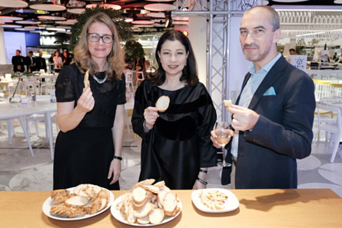 ฉลองวันชาติโปรตุเกสครบรอบ 437 ปี จัดงาน “Celebrate Portugal @ My Kitchen” ฉลองวันชาติโปรตุเกสครบรอบ 437 ปี จัดงาน “Celebrate Portugal @ My Kitchen”