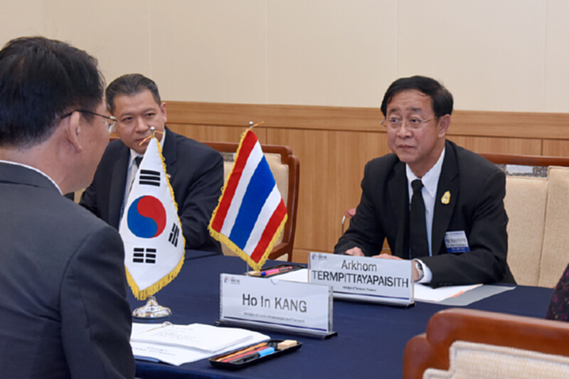ไทย-เกาหลี หารือการพัฒนาคมนาคมขนส่งทางราง ไทย-เกาหลี หารือการพัฒนาคมนาคมขนส่งทางราง