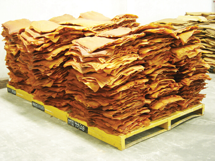 เจ๊ง 25 บาท/กก.ผู้ค้าส่อเบี้ยวรับยาง เจ๊ง 25 บาท/กก.ผู้ค้าส่อเบี้ยวรับยาง