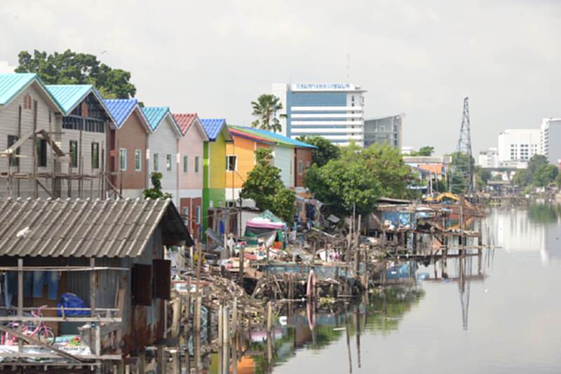 กทม.รื้อย้ายบ้านชุมชนรุ่นใหม่รุกล้ำคลองลาดพร้าว คาด 8 ส.ค.เสร็จ 90% กทม.รื้อย้ายบ้านชุมชนรุ่นใหม่รุกล้ำคลองลาดพร้าว คาด 8 ส.ค.เสร็จ 90%