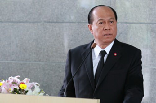 ประชาชนกว่า 2 แสนคนตอบ 4 คำถาม"บิ๊กตู่" ประชาชนกว่า 2 แสนคนตอบ 4 คำถาม"บิ๊กตู่"