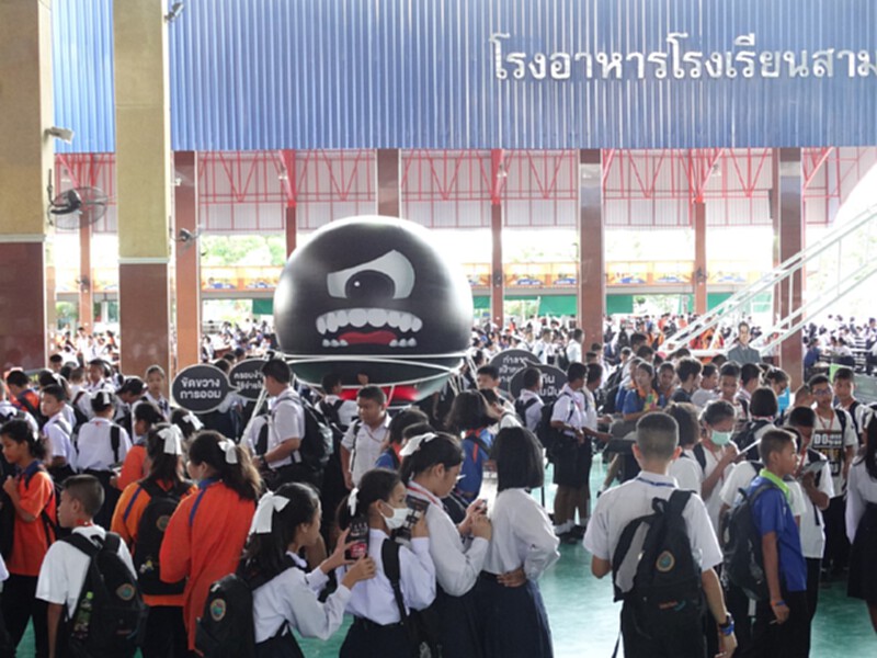 INVESTORYยกคาราวานความรู้สู่ร.ร.ดึง“เชียร์ ฑิฆัมพร”กระตุ้นออม INVESTORYยกคาราวานความรู้สู่ร.ร.ดึง“เชียร์ ฑิฆัมพร”กระตุ้นออม