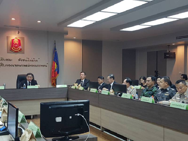 “บิ๊กจิน”ลงใต้ปลุกวางแผนสั้น-กลาง-ยาวแก้ปัญหาเกษตร “บิ๊กจิน”ลงใต้ปลุกวางแผนสั้น-กลาง-ยาวแก้ปัญหาเกษตร
