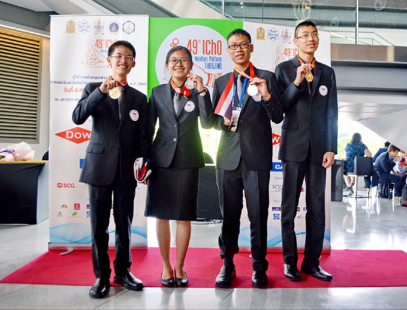 เด็กไทยคว้าชัย “เคมีโอลิมปิก ครั้งที่ 49” 2 เหรียญทอง 2 เหรียญเงิน เด็กไทยคว้าชัย “เคมีโอลิมปิก ครั้งที่ 49” 2 เหรียญทอง 2 เหรียญเงิน