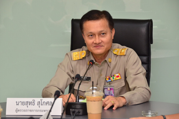 พ.ร.ก.แรงงานต่างด้าว ยาแรง ฝีแตก เร่งรัด เยียวยา รักษาชีวิต พ.ร.ก.แรงงานต่างด้าว ยาแรง ฝีแตก เร่งรัด เยียวยา รักษาชีวิต